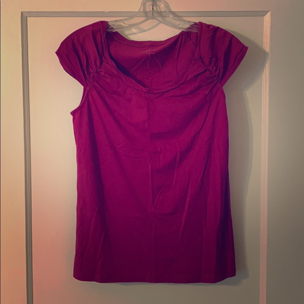 Fuchsia top